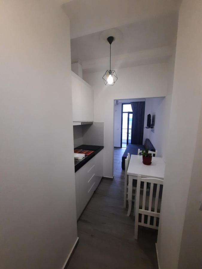 Nora'S Guesthouse Sarandë Eksteriør bilde
