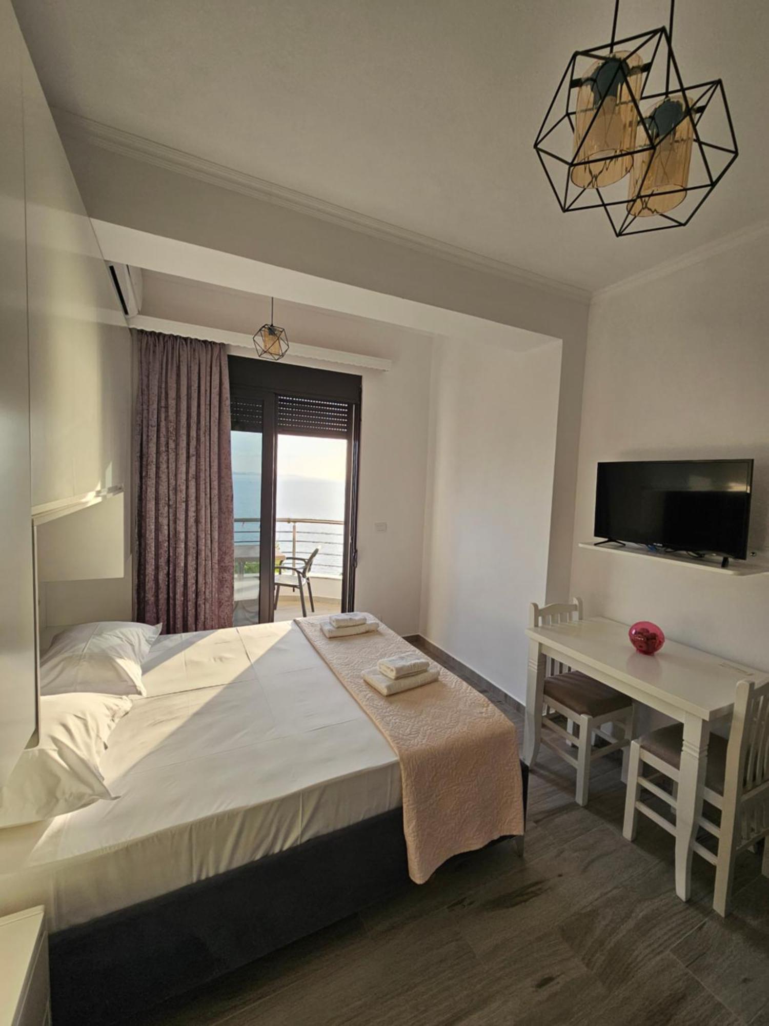 Nora'S Guesthouse Sarandë Eksteriør bilde