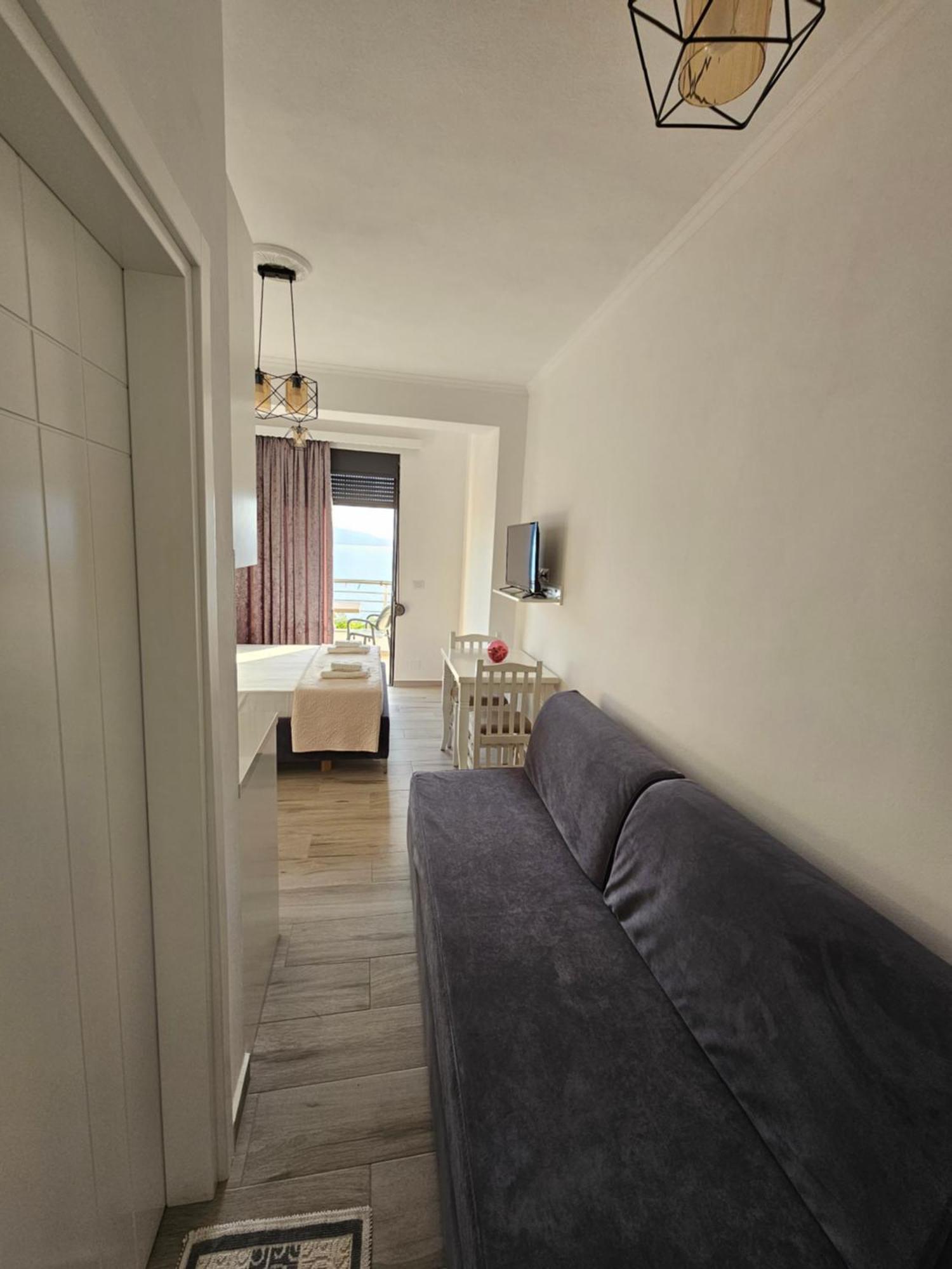Nora'S Guesthouse Sarandë Eksteriør bilde