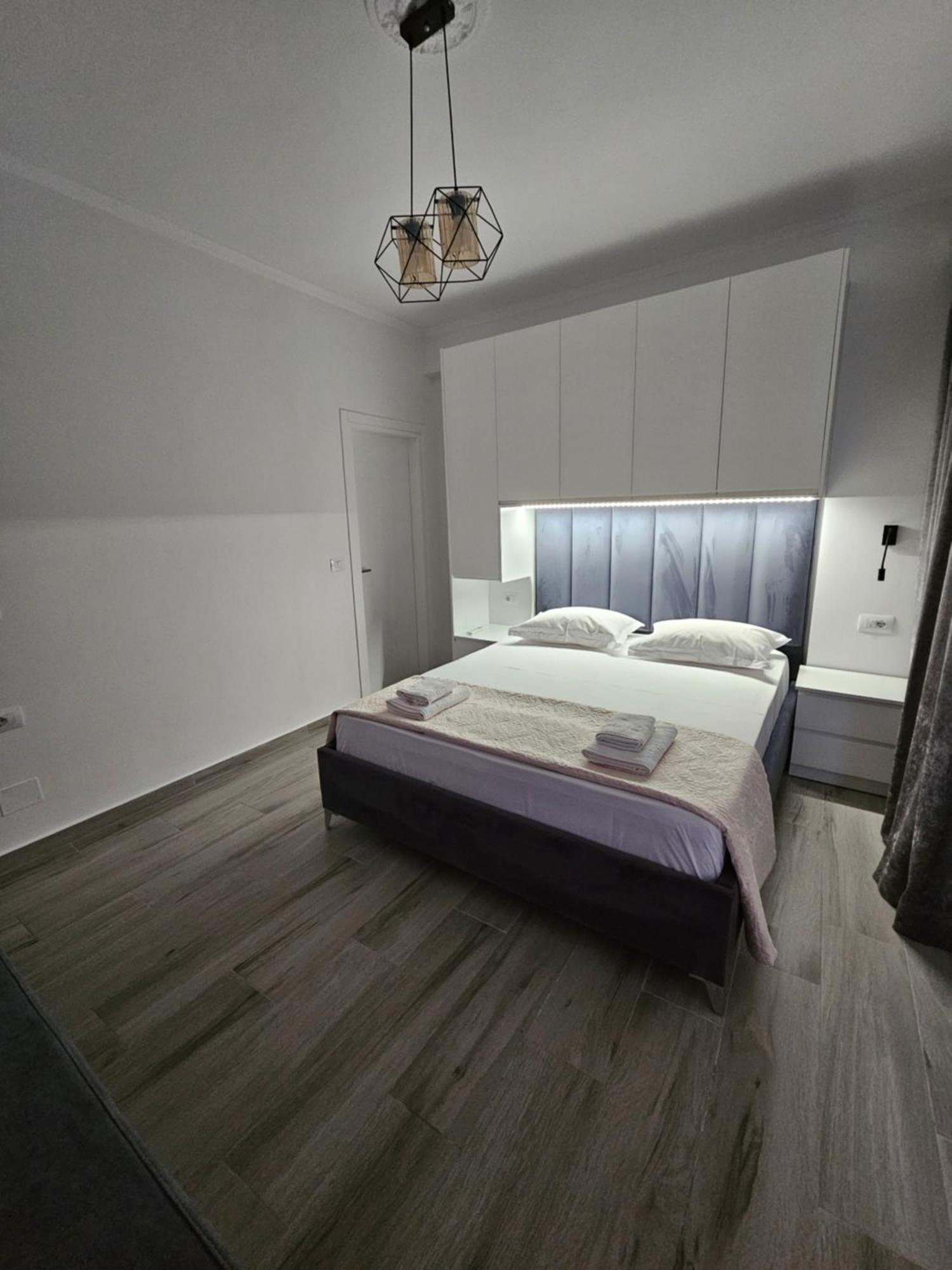 Nora'S Guesthouse Sarandë Eksteriør bilde