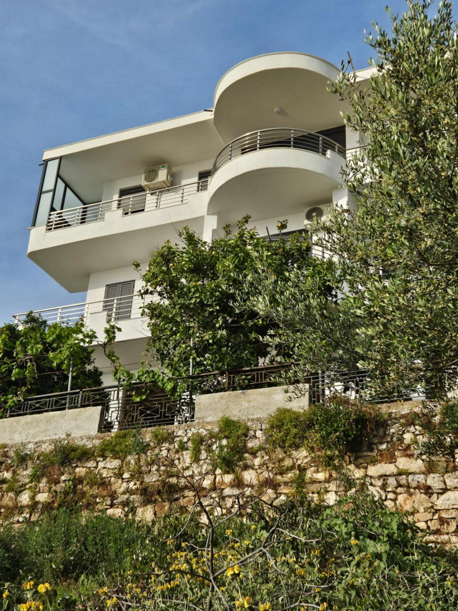 Nora'S Guesthouse Sarandë Eksteriør bilde