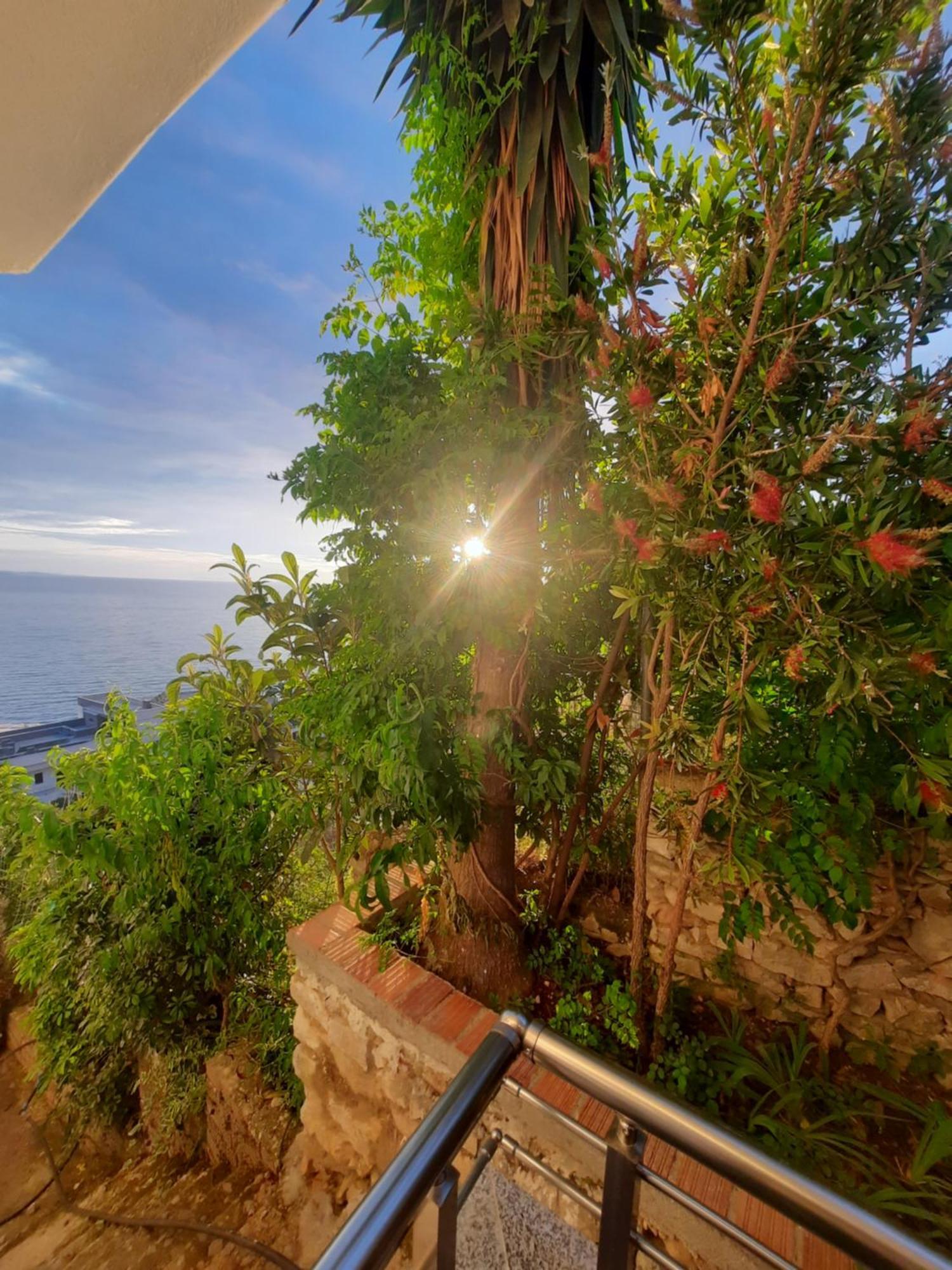 Nora'S Guesthouse Sarandë Eksteriør bilde